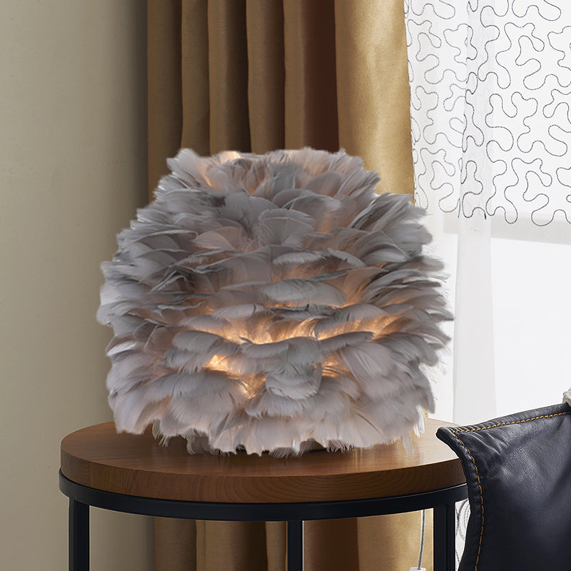 The Rounded Feather Table  Lamp