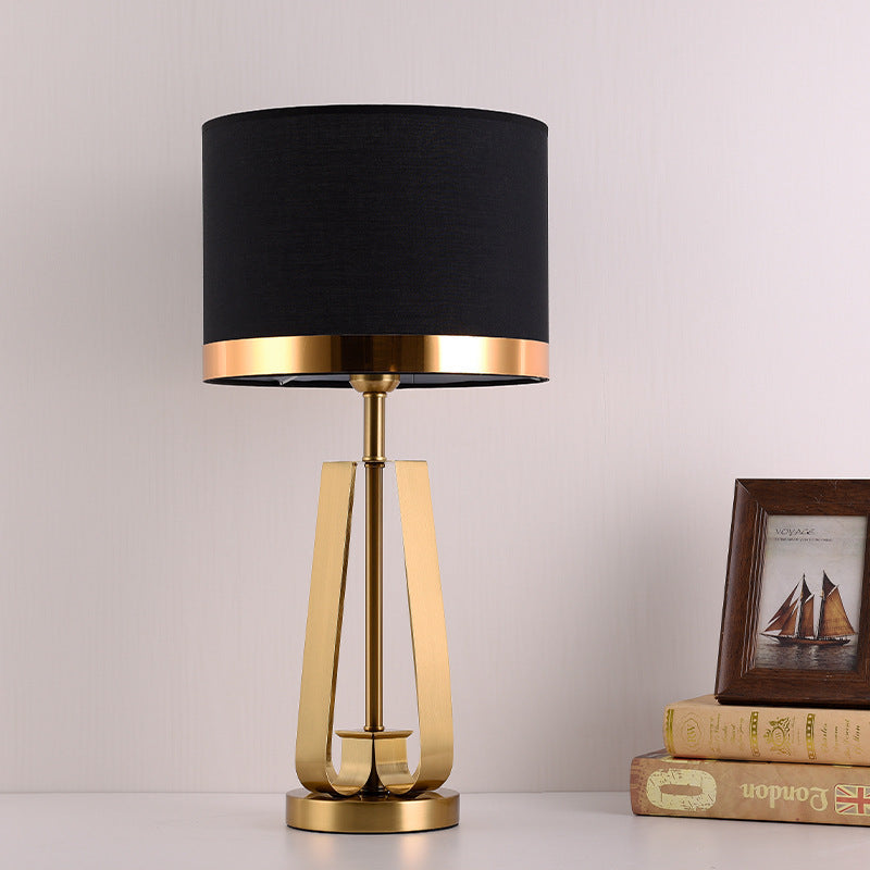 Crown’s Embrace Table Lamp