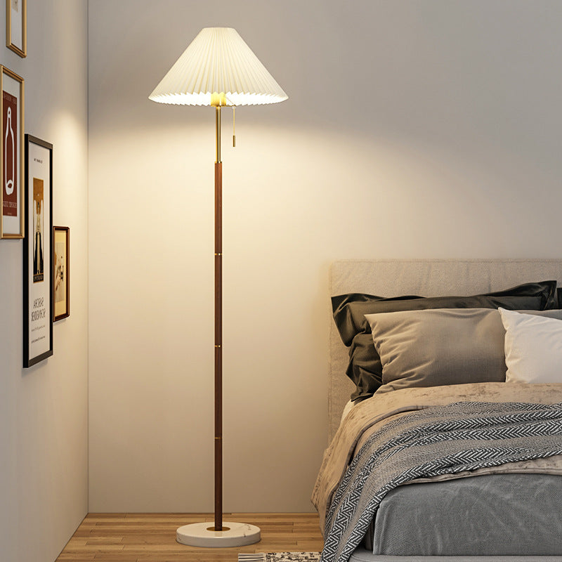 CleanLine Floor Lamp